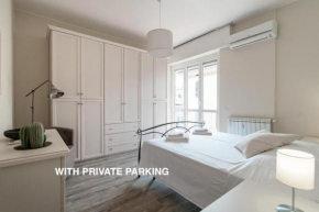 Lovely suite with private parking in Como Como